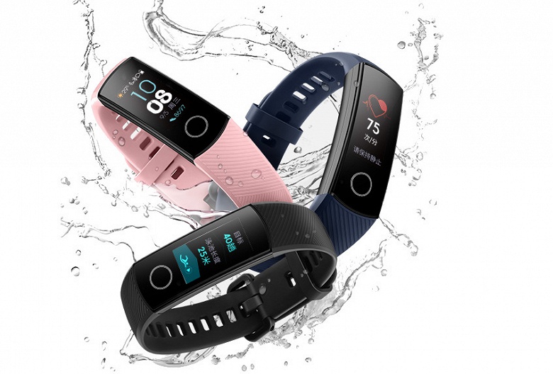 Умный браслет Huawei Band 3 Pro засветился в США