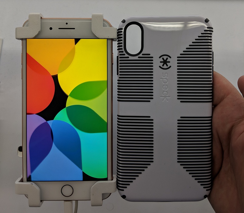 iPhone Xs Max и iPhone 9 оказались огромными