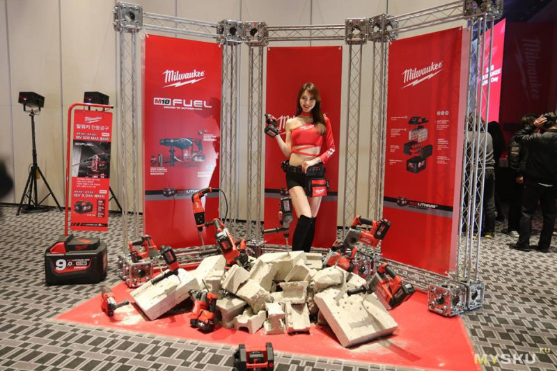 Компактная сабельная пила Milwaukee 2625-20 Hackzall Reciprocating Saw