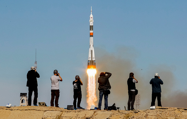 Сегодня произошла первая в истории России авария при запуске пилотируемого корабля «Союз»