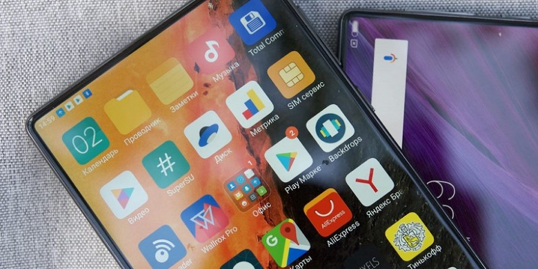 Samsung  опередила компанию Xiaomi в Индии, но только в премиальном сегменте