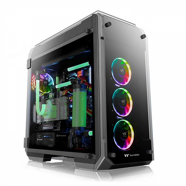 Корпус Thermaltake View 71 TG RGB Plus с четырьмя панелями из закаленного стекла оценен в 300 евро