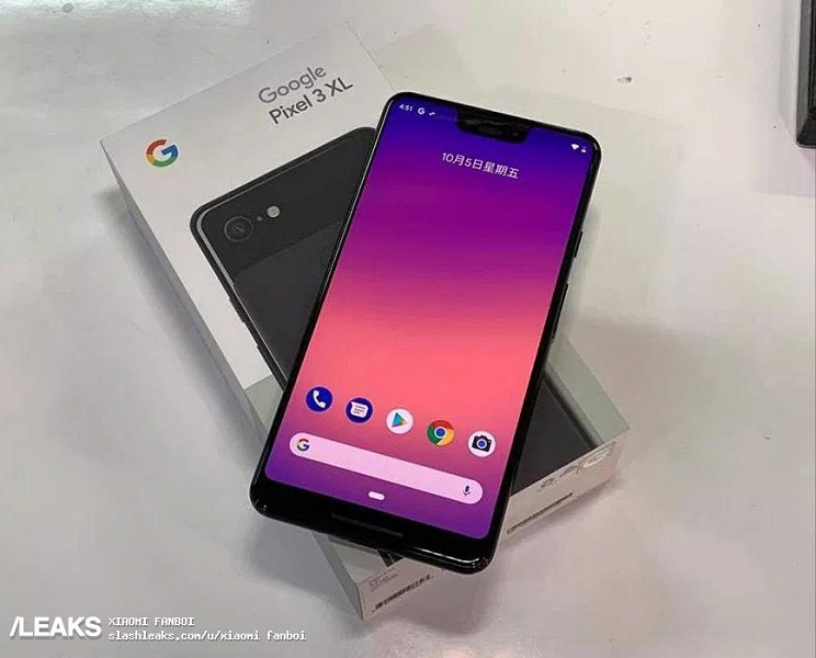 Фотогалерея дня: смартфон Google Pixel 3 XL на живых фото и рядом с комплектом поставки, а Pixel 3 – на рекламных материалах