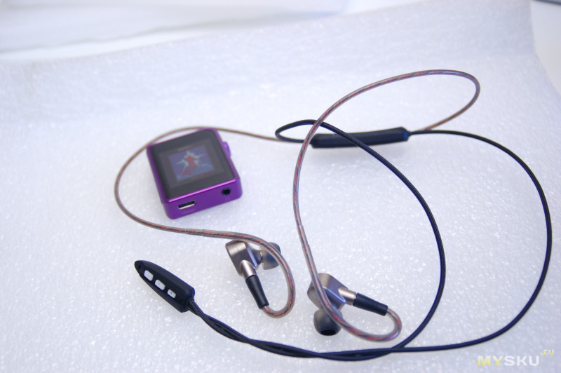 MMCX Bluetooth модуль Nicehck HB1 | превращаем проводные MMCX наушники в беспроводные, ну почти.