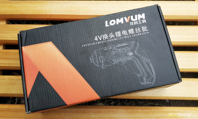 Электроотвертка Lomvum 4V Li-ion. Отличный универсальный инструмент с расширенным комплектом.
