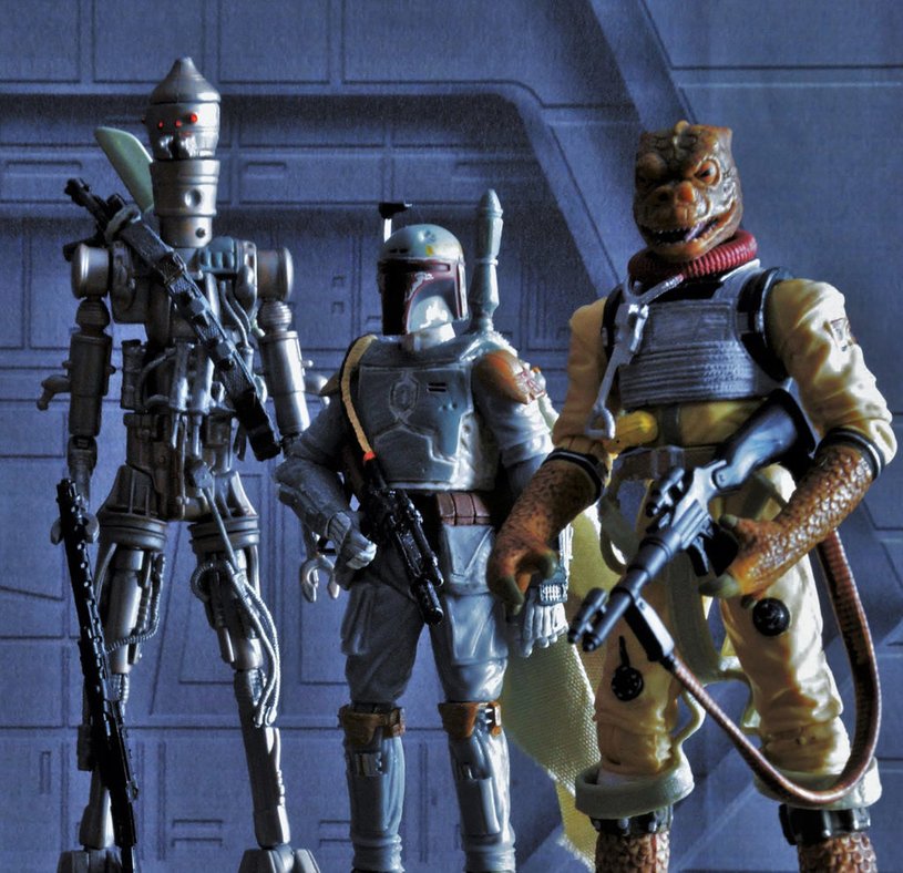 Джон Фавро показал дроида-убийцу из «Мандалорца»