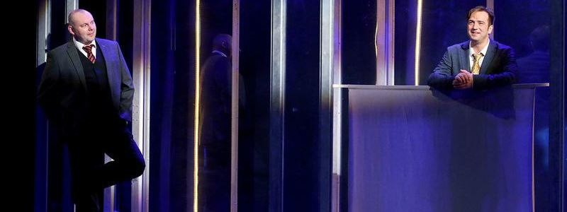 ​Рецензия на спектакль «Демократия», РАМТ. От взлёта до падения