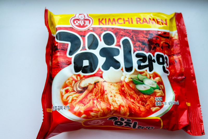 Бичпакеты с ebay №5. Обзор лапши "KimChi Ramyun Ramen" острая как батин суп