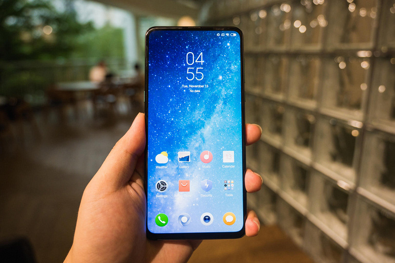 Флагманский смартфон Xiaomi Mi Mix 3 получил глобальную версию MIUI 10 на Android Pie