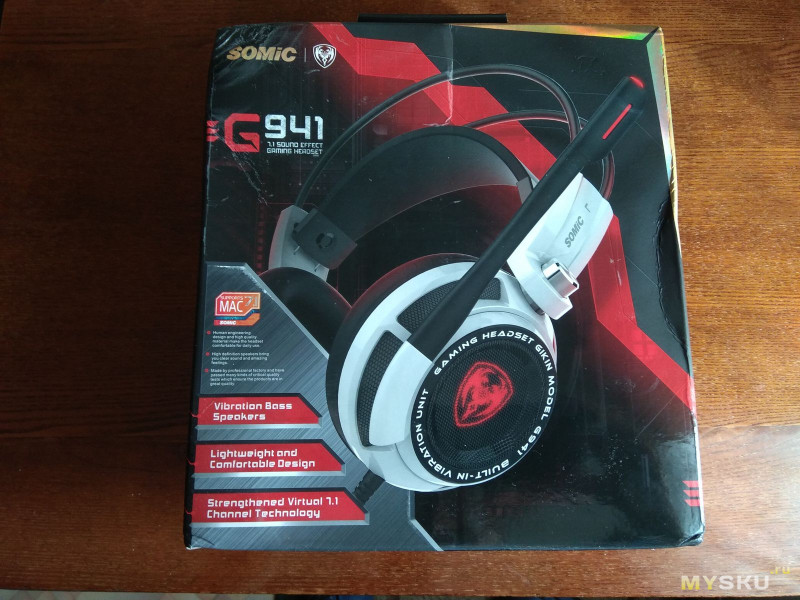 Игровые наушники с микрофоном Somic G941