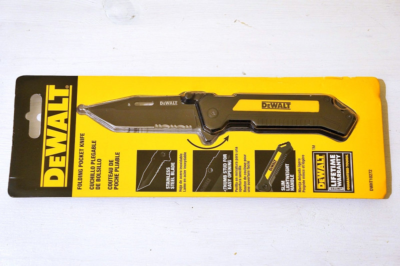 Складной нож DEWALT DWHT10272