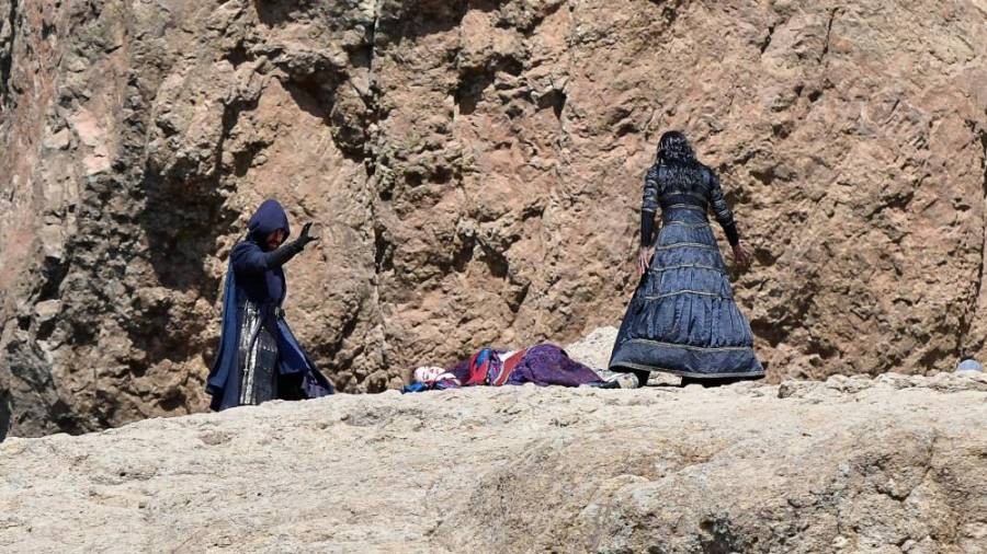 В сети появились фотографии со съемок «Ведьмака», на одной из них засветилась Йеннефер