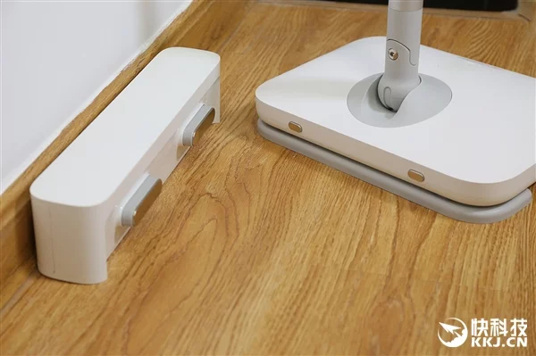 Xiaomi представила беспроводную электрическую швабру MIJIA Wireless Hand-held Electric Mop