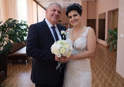 Мать Влада Кадони и звезда "Битвы экстрасенсов" в третий раз вышла замуж