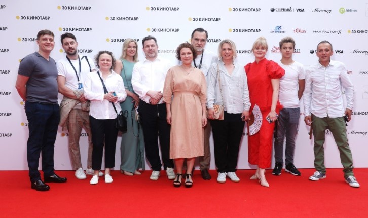 Определена дата выхода в прокат нашумевшей на "Кинотавре-2019" комедии Анны Пармас "Давай разведёмся"
