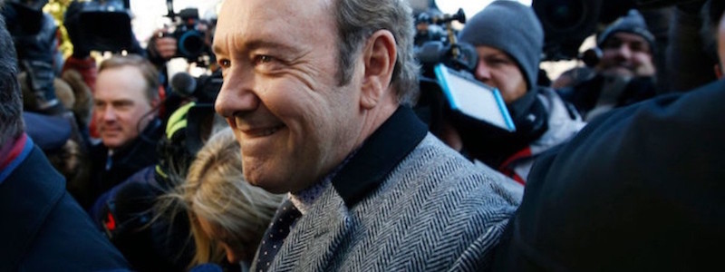 С Кевина Спейси сняли все обвинения. Ждем возврщения актера