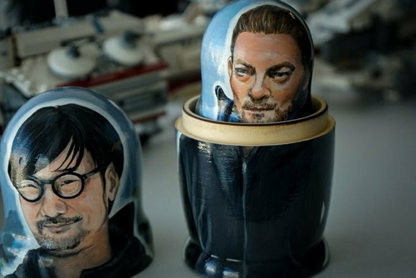 Хидео Кодзима получил от русских фанатов матрёшки в стиле Death Stranding
