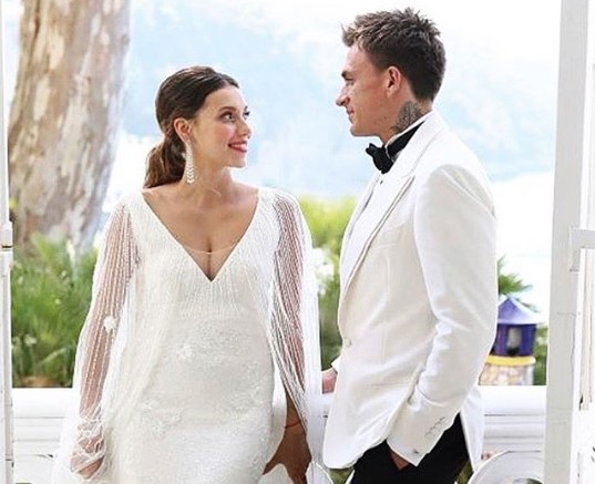 Регина Тодоренко и Влад Топалов сыграли пышную свадьбу на побережье Средиземного моря