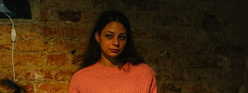 Рецензия на спектакль «Крыша», Такой театр. (Не)настоящая любовь