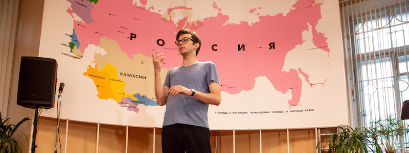 Рецензия на спектакль Jukebox'Петербург', фестиваль «Точка доступа». Смотри во все уши!