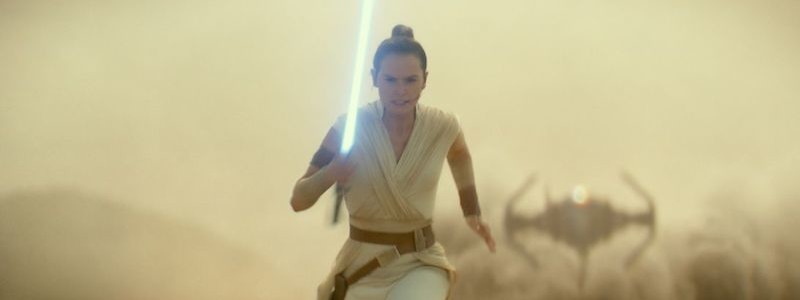 Первый взгляд на новый меч Рей из «Звездных войн 9»