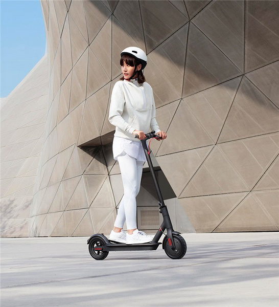 Электросамокат Xiaomi Mi Scooter 1S по цене недорогого смартфона скоро появится в Европе