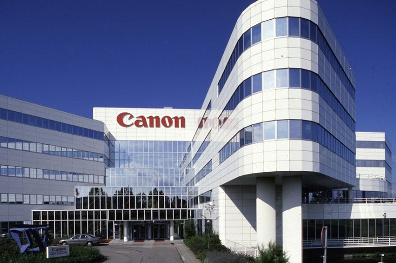 Чистая прибыль Canon за год упала на 30%