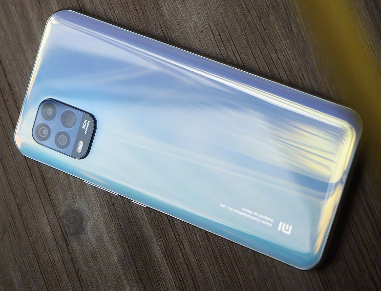 Долгожданный недорогой камерофон Xiaomi выходит в Европе уже в мае