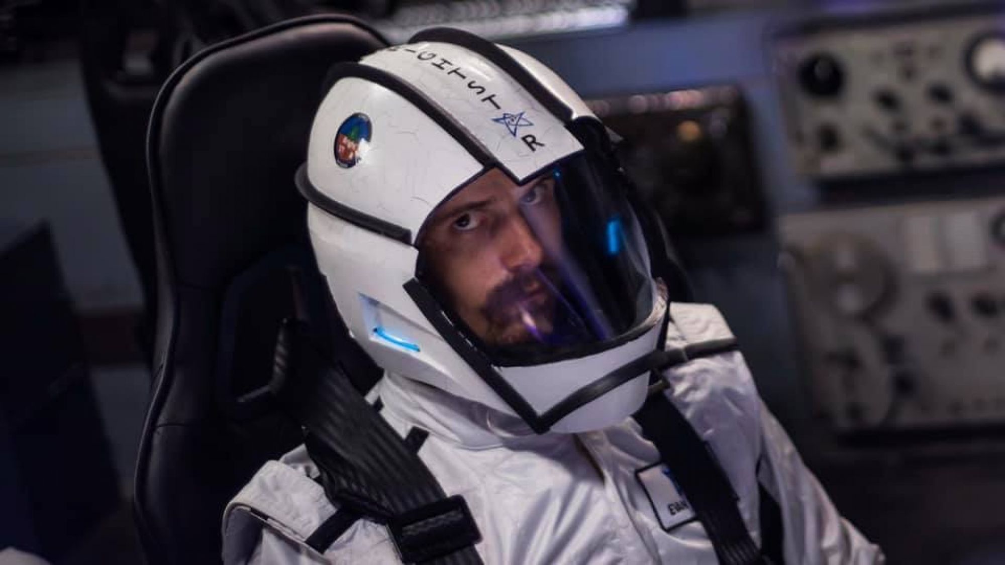 Прямой эфир: SpaceX Илона Маска впервые запускает человека в космос