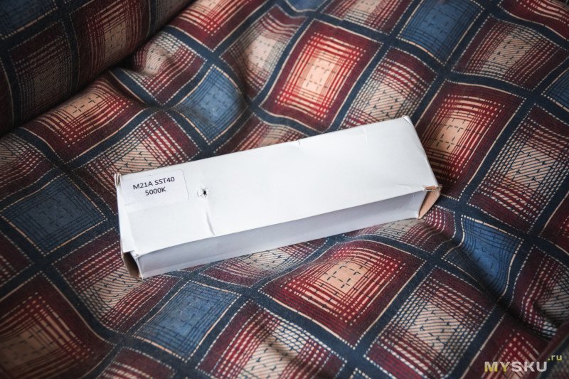 Обзор не самого приметного: фонарь Convoy M21A на SST40 + разбор и примеры работы.