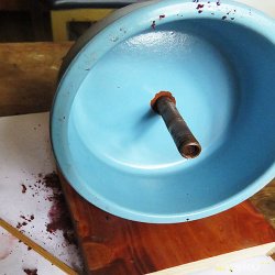 Сверлим керамику. Делаем горшок для кактуса из керамической кружки