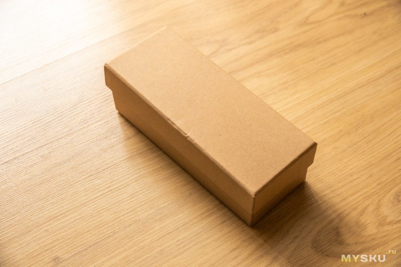 Обзор среднеформатного светодиодного фонарика Convoy M4U на XPL HI (7135x8) + разборка.