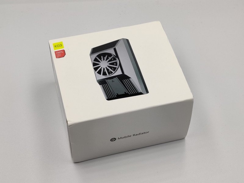 Кулер ESR для охлаждения смартфона