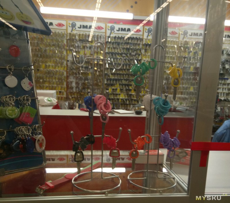 Чехлы для ключей в количестве 10 шт. Резиновые, эластичные, разноцветные.