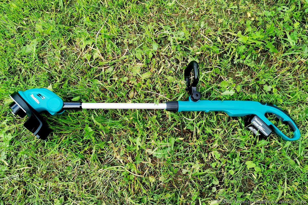 Аккумуляторный триммер Makita DUR181RF