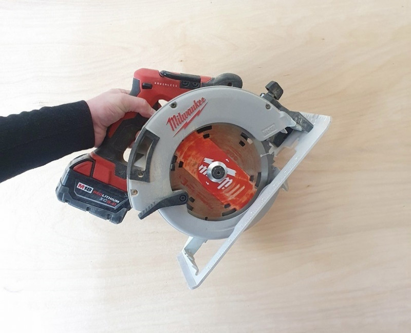 Аккумуляторная циркулярная пила MILWAUKEE M18 FUEL 2631-20 (диск 7-1/4")